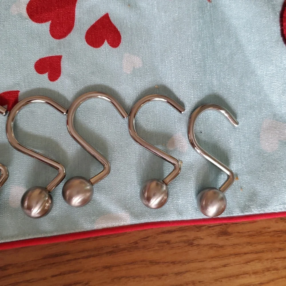 12 Shower Curtian Hooks